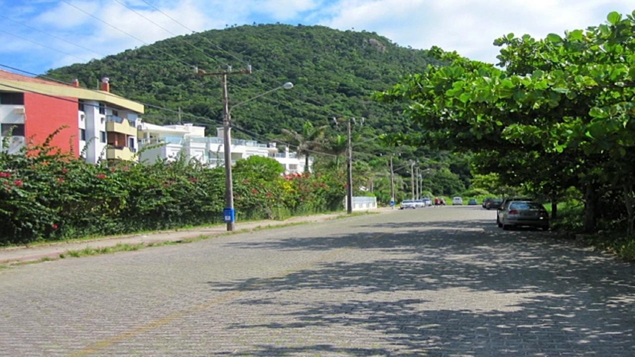 דירות Florianópolis Linda Cobertura Frente Mar Com Piscina Privativa E Pe Na Areia! מראה חיצוני תמונה