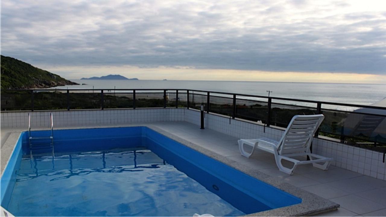 דירות Florianópolis Linda Cobertura Frente Mar Com Piscina Privativa E Pe Na Areia! מראה חיצוני תמונה